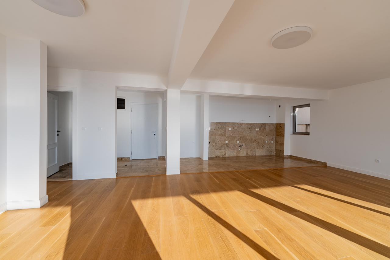Image of Apartment - 3 Bedrooms - 3 Bathrooms for Sale in Budva-Przno-Montenegro, Image 9
